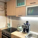 Nikolas Apartmán *